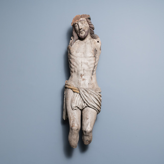 Une grande statue de Christ en chêne sculpté et polychromé, 1ère moitié du 16ème