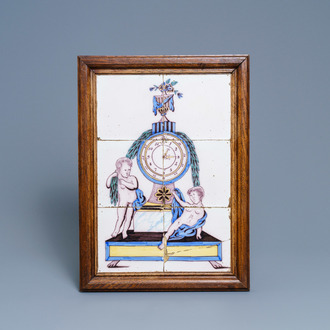 Een polychroom Delfts tegeltableau met een klok, eind 18e eeuw