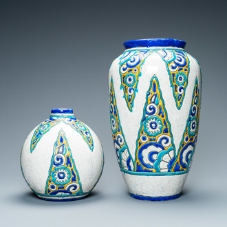 Twee Boch Keramis art deco vazen met craquelé glazuur, 1e helft 20e eeuw