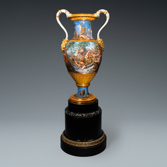 Un important vase en porcelaine de Meissen à sujet mythologique de 'Diane et Actéon', 2ème moitié du 19ème