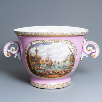 Une importante jardinière en porcelaine à fond rose 'Pompadour', peut-être Sèvres, 19ème