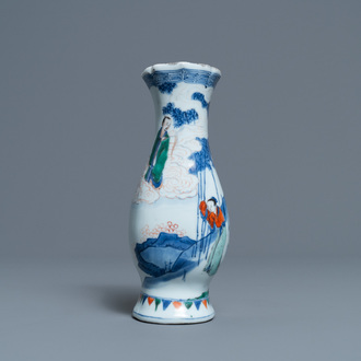 A Chinese wucai wall pocket vase, Transitional period