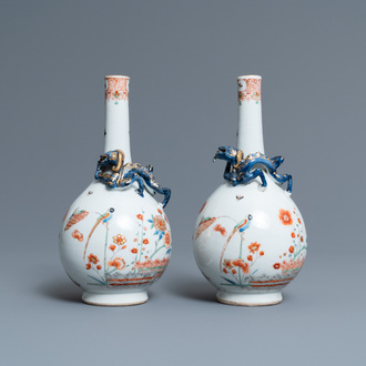 A pair of Chinese Dutch-decorated Kakiemon-style bottle vases, Kangxi