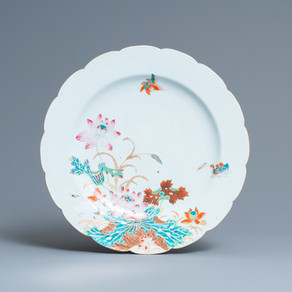 A Chinese famille rose dish with mandarin ducks near a lotus pond, Qianlong