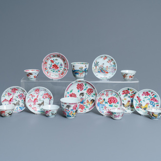 Huit tasses et soucoupes en porcelaine de Chine famille rose et verte, Kangxi/Qianlong