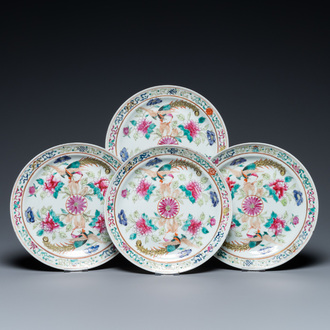 Quatre assiettes en porcelaine de Chine famille rose pour le marché Straits ou Peranakan, 19ème