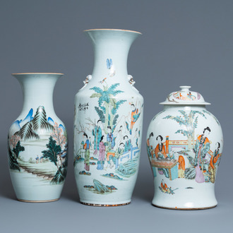 Trois vases en porcelaine de Chine qianjiang cai, 19/20ème