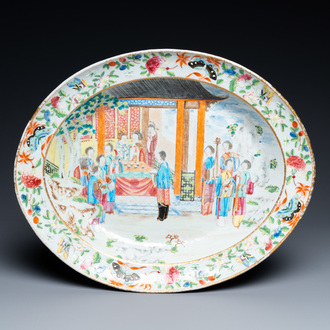 Un plat ovale en porcelaine de Chine famille rose de Canton, 19ème