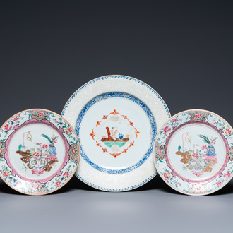 A pair of Chinese famille rose plates and a bianco sopra bianco dish, Qianlong