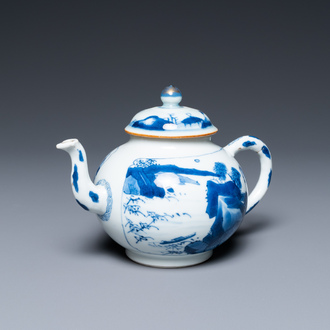Une théière couverte en porcelaine de Chine en bleu et blanc, marque de Chenghua, Kangxi