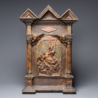 Un important retable figurant la 'Descente de croix' en bois sculpté et terre cuite polychromé, Italie, 1ère moitié du 16ème