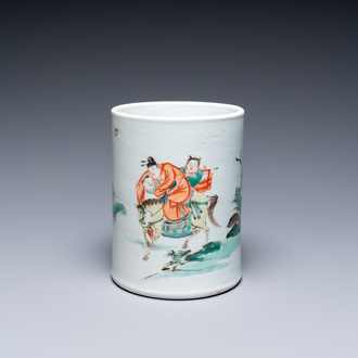 Un pot à pinceaux en porcelaine de Chine famille verte, Kangxi