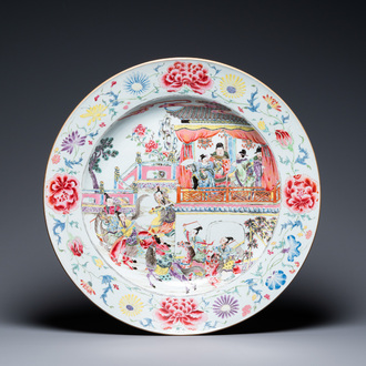 Un très important plat en porcelaine de Chine famille rose à décor de l'Empéreur Yang, Yongzheng
