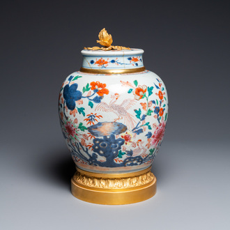 Pot couvert en porcelaine de Chine rose-Imari monté en bronze doré, Qianlong