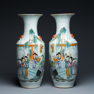 Paire de vases en porcelaine de Chine famille rose à décor de femmes, signés Zeng Dingtai 曾鼎太, 19/20ème
