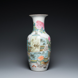 A Chinese qianjiang cai 'antiquities' vase, signed Fang Jiazhen 方家珍, 19th C.