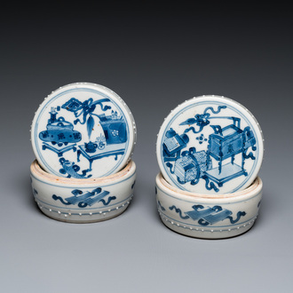 A pair of Chinese blue and white boxes and covers with antiquities, Kangxi