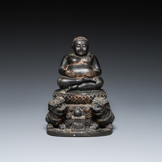 Bouddha en bronze aux traces de dorure, Thaïlande, 19ème