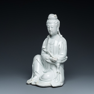 Sculpture de Guanyin en porcelaine blanc de Chine de Dehua, marque de Boji Yuren 博及漁人, 19/20ème