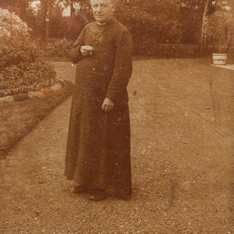 Rare photo de Guido Gezelle à Courtrai, vers 1893