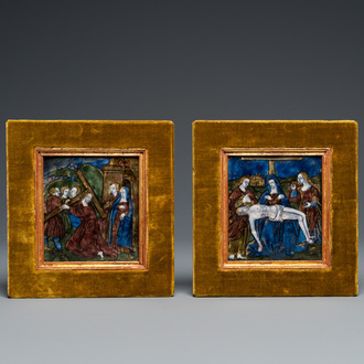 Deux plaques en émail de Limoges représentant la Vierge de pitié et le Portement de croix, France, 16ème