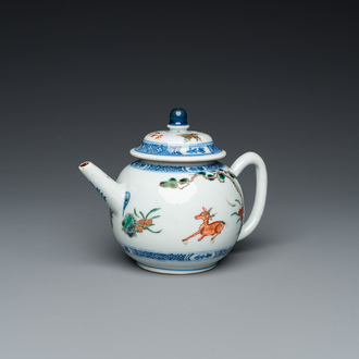 Théière couverte en porcelaine de Chine famille verte à décor d'une grue et d'un cerf, Kangxi