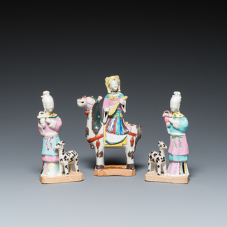 Three Chinese famille rose statues of ladies, Qianlong/Jiaqing