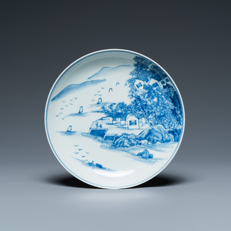 Assiette en porcelaine de Chine en bleu et blanc, marque et époque de Daoguang