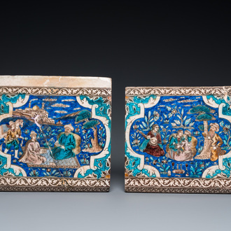 Deux carreaux aux décors narratifs en céramique, art qajar, la Perse, 19ème