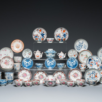 An extensive collection of mostly blue and white and famille rose Chinese porcelain, Kangxi and later