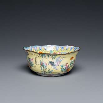 A Chinese yellow-ground Canton enamel bowl, Yongzheng/Qianlong