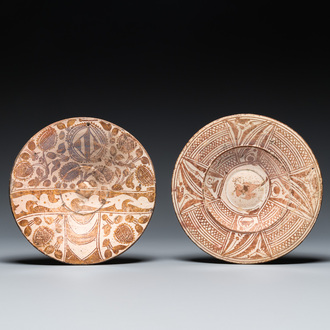 Twee Hispano-Moreske borden met ornamentaal decor, Spanje, 15/16e eeuw