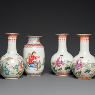 Quatre vases en porcelaine de Chine à décor de la Révolution Culturelle figurant des fermiers et des enfants, marque Zhong Guo Jing De Zhen Zhi, 20ème