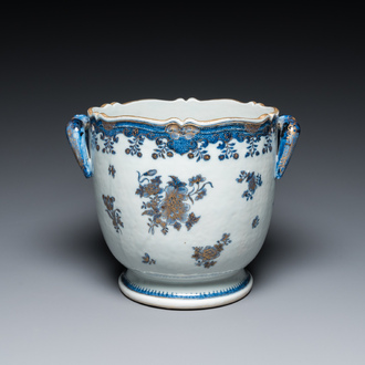 A Chinese blue and white gilt-decorated wine cooler, Qianlong