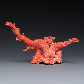 Sculpture d'un dragon en corail rouge, Chine, 19ème