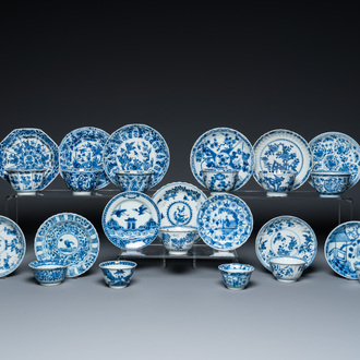 Dertien Chinese blauw-witte koppen en schotels, Kangxi