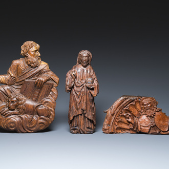 Deux reliefs en chêne sculpté figurant Christ et un figurant saint Marc, 15/16ème