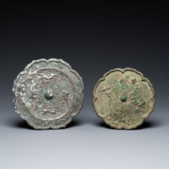 Deux mirroirs en bronze, Chine, Tang ou postérieur
