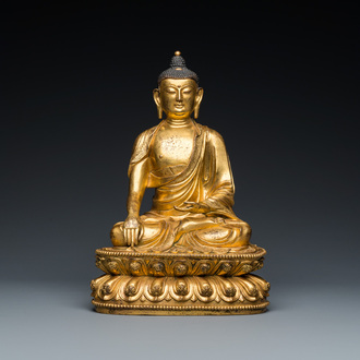 Een Chinese vergulde bronzen Boeddha Shakyamuni, wellicht Ming