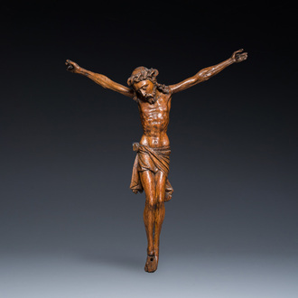 Christ en chêne sculpté, Flandre, 16ème