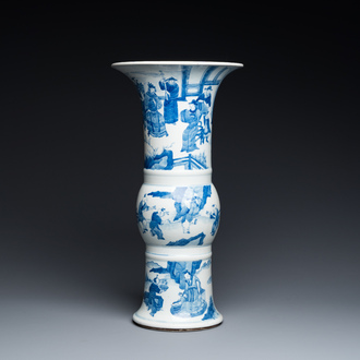 Een Chinese blauw-witte 'gu' vaas met figuratief decor, wellicht Kangxi