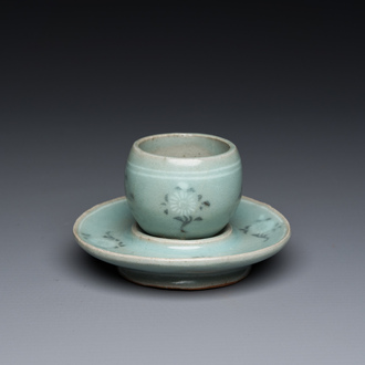 A Korean inlaid celadon cup on a stand, probably Goryeo, 13/14th C.