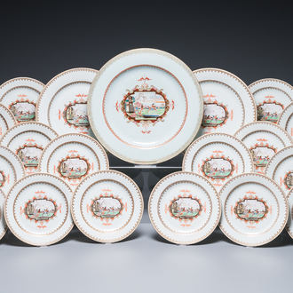 19 assiettes et plats en porcelaine de Chine famille rose dans le style de Meissen à décor d'un cavalier, Qianlong