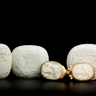 Cinq boucles de ceintures sculptées en jade blanc, Chine, Qing