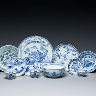 Eleven Chinese blue and white porcelain wares, Ming to 19th C.