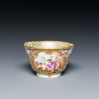 Bol à thé à décor chinois en porcelaine polychrome de Meissen décoré par J.G. Höroldt, Allemagne, ca. 1725