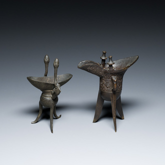 Two Chinese bronze ritual wine vessels, 'jue', 18/19th C.