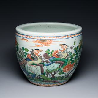 A Chinese famille verte 'phoenixes' fish bowl, 19/20th C.