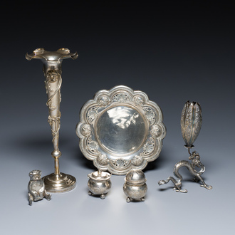 Zes stukken Chinees zilver, 19e eeuw