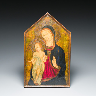 École italienne, suiveur de Sano Di Pietro (1406-1481): 'Vierge à l'Enfant', huile sur panneau